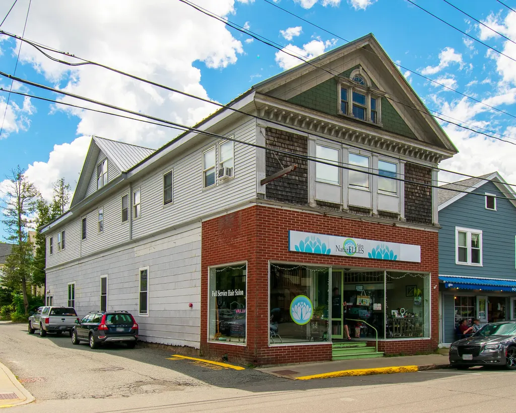 74 Cottage Street Bar Harbor ME 04609