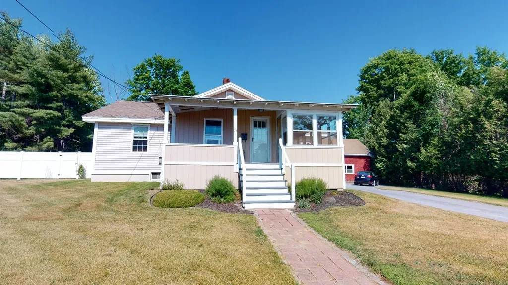71 East Broadway Bangor ME 04401