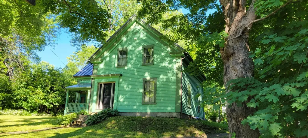452 North Street Calais ME 04619