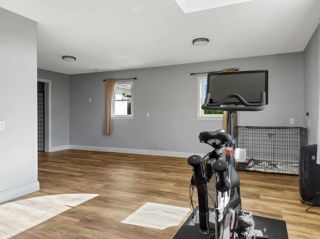 6 Kennedy Drive Palmyra ME 04965