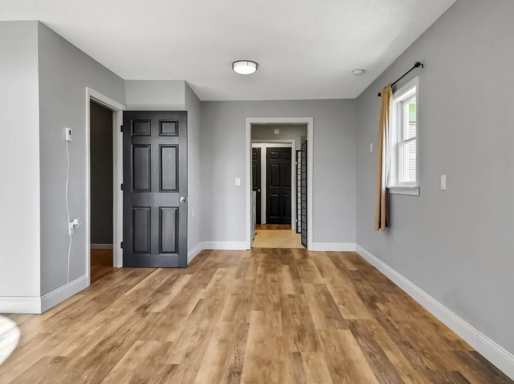 6 Kennedy Drive Palmyra ME 04965