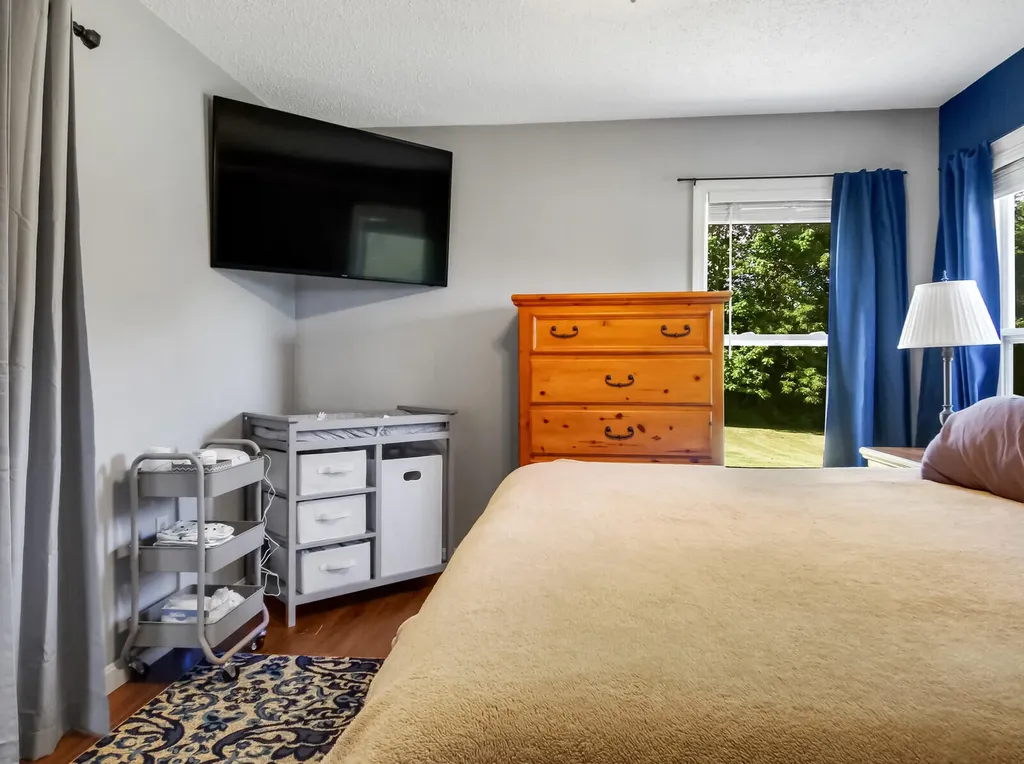 6 Kennedy Drive Palmyra ME 04965