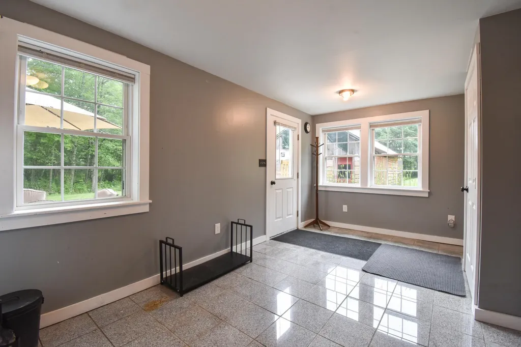 1181 Ridge Road Bowdoinham ME 04008