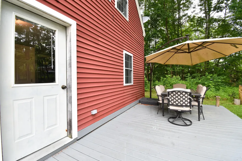 1181 Ridge Road Bowdoinham ME 04008