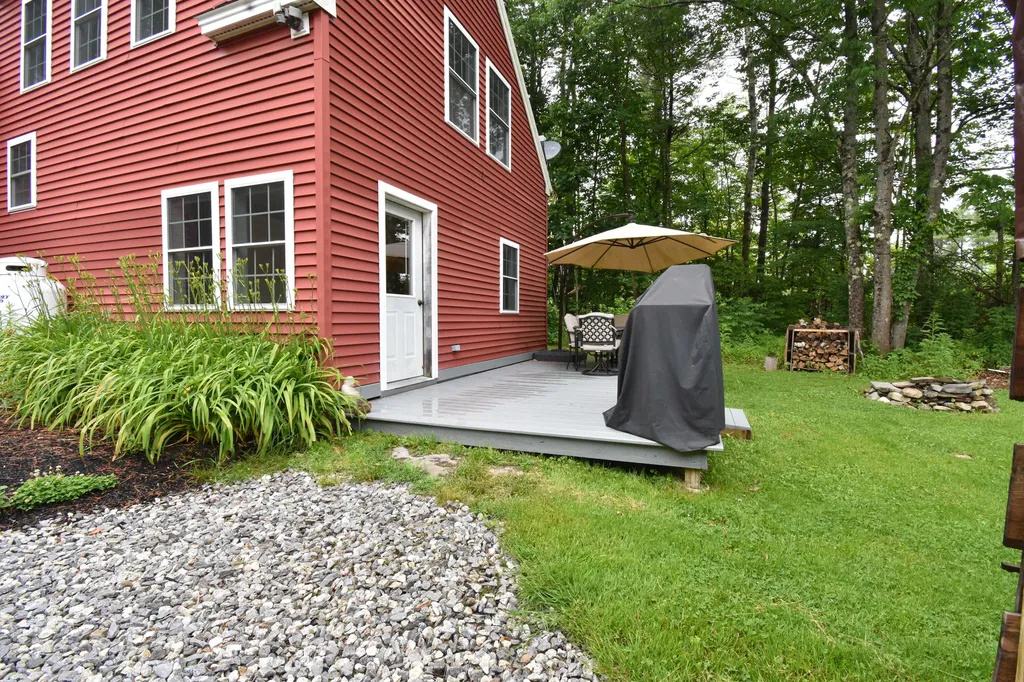 1181 Ridge Road Bowdoinham ME 04008