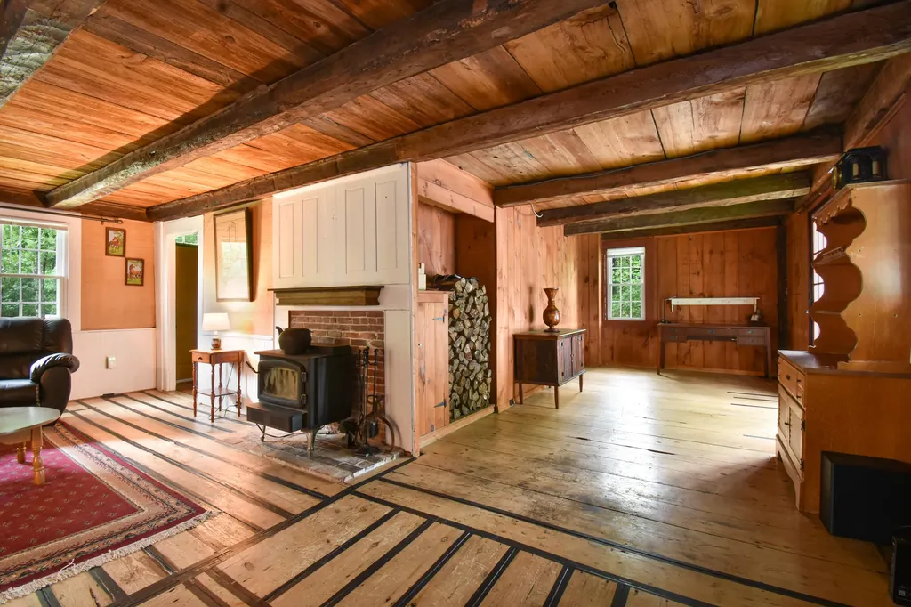 1181 Ridge Road Bowdoinham ME 04008