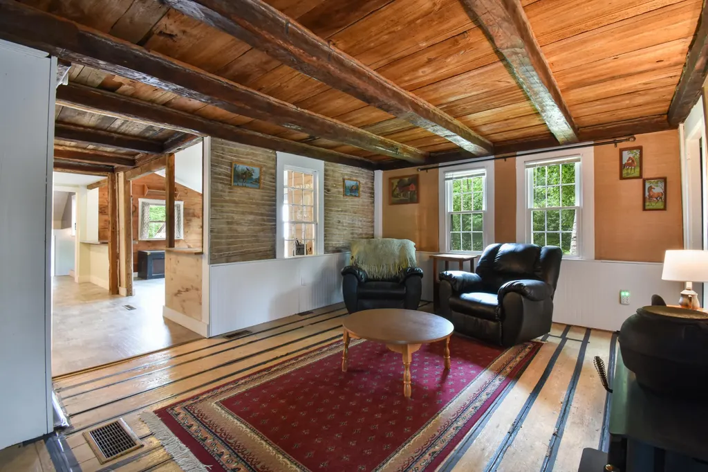 1181 Ridge Road Bowdoinham ME 04008