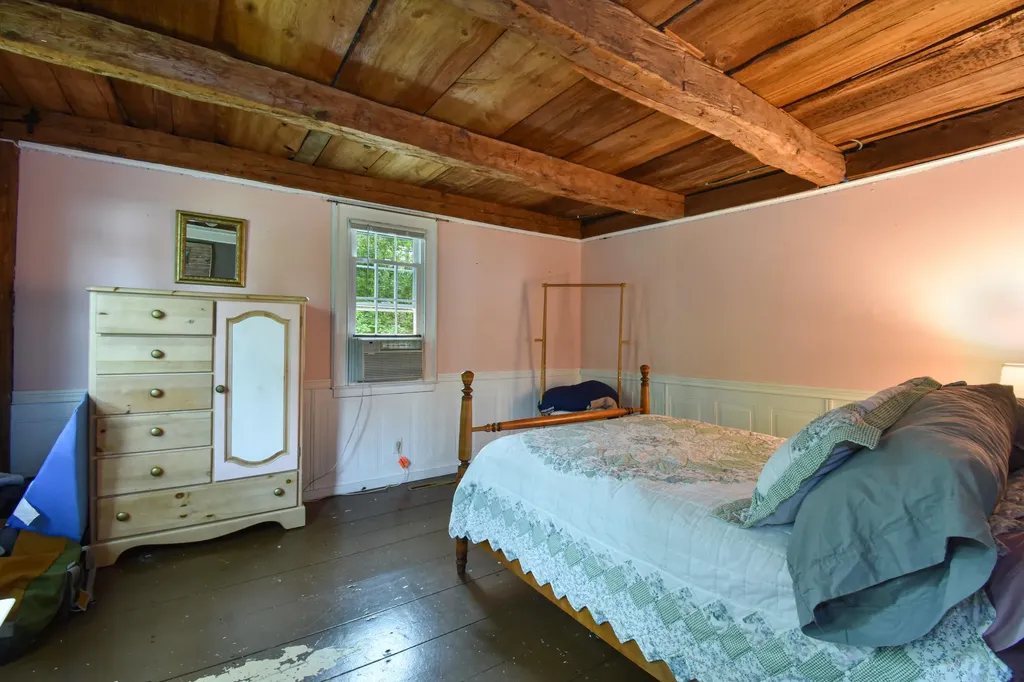 1181 Ridge Road Bowdoinham ME 04008
