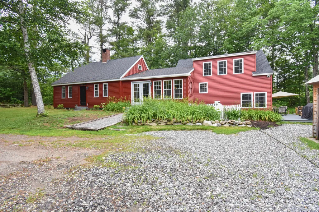1181 Ridge Road Bowdoinham ME 04008