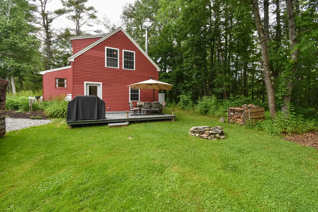 1181 Ridge Road Bowdoinham ME 04008