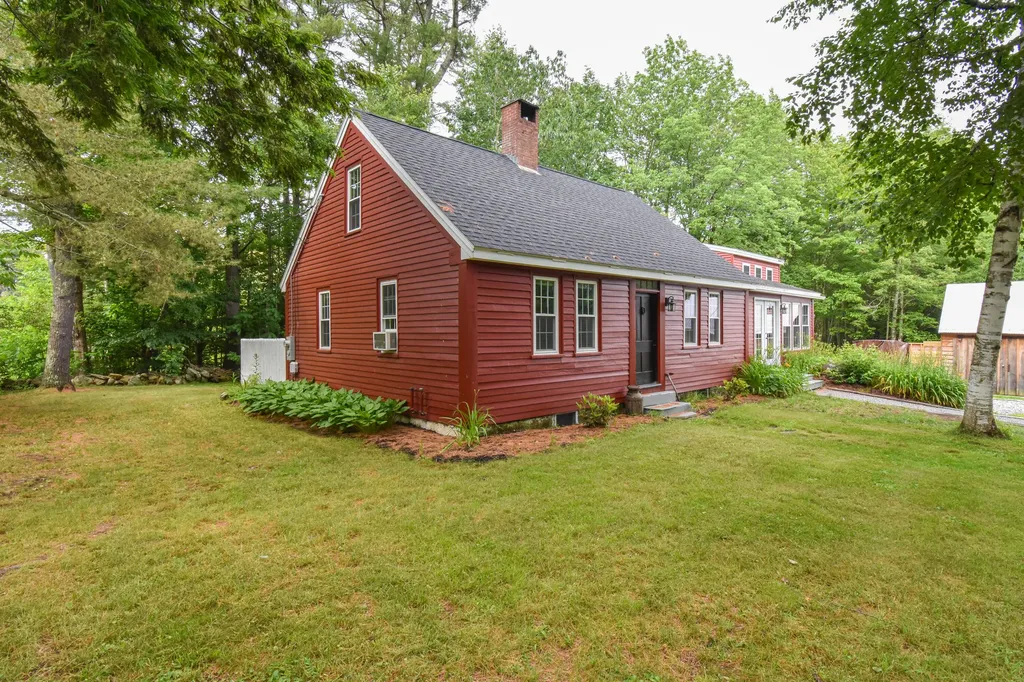 1181 Ridge Road Bowdoinham ME 04008