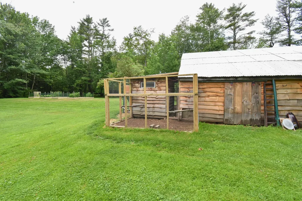 1181 Ridge Road Bowdoinham ME 04008