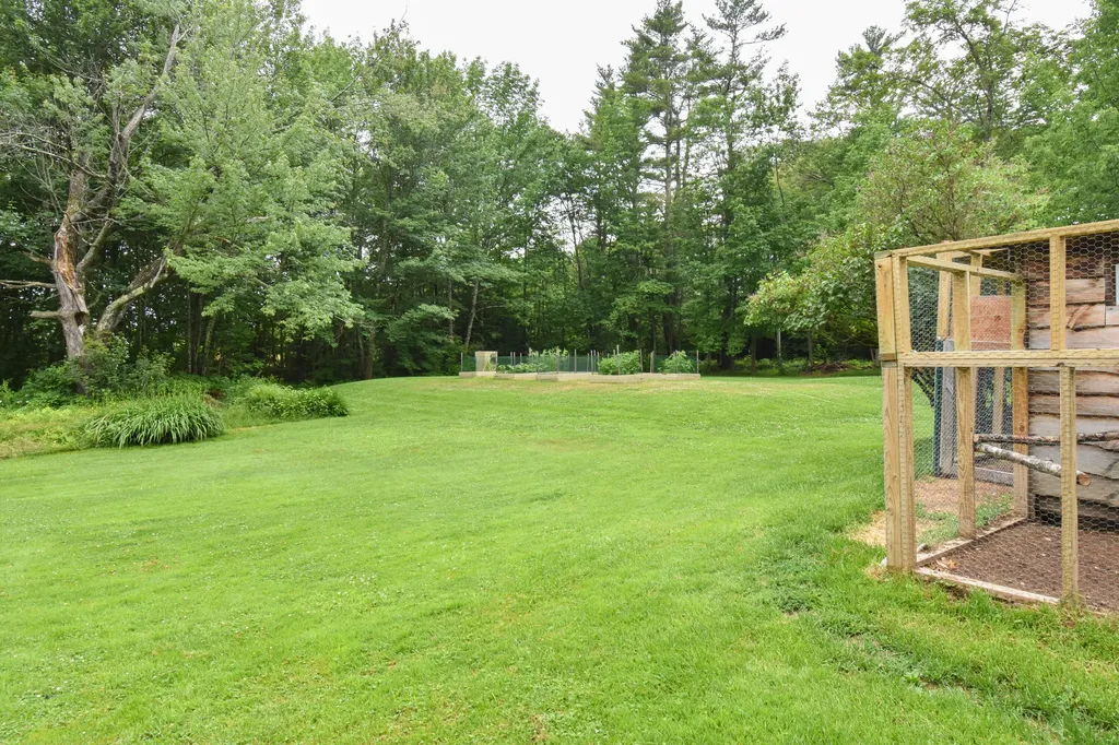1181 Ridge Road Bowdoinham ME 04008