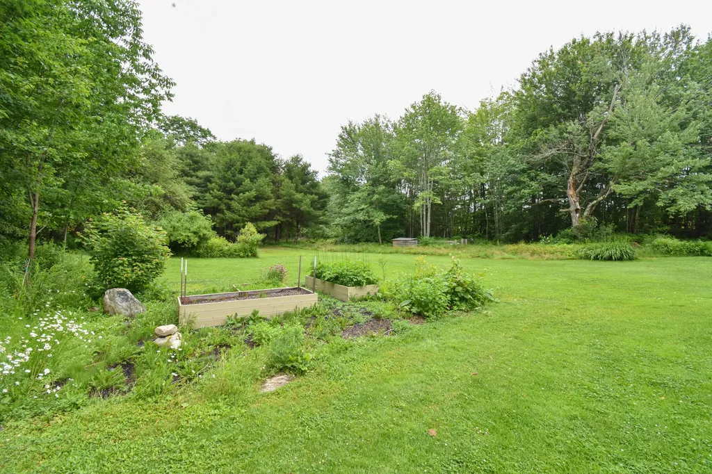 1181 Ridge Road Bowdoinham ME 04008