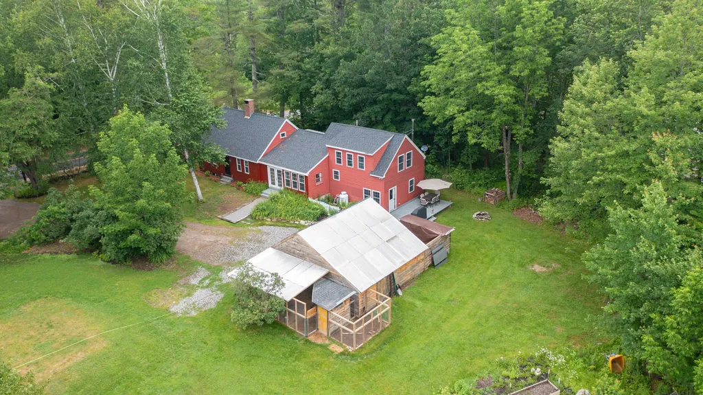 1181 Ridge Road Bowdoinham ME 04008