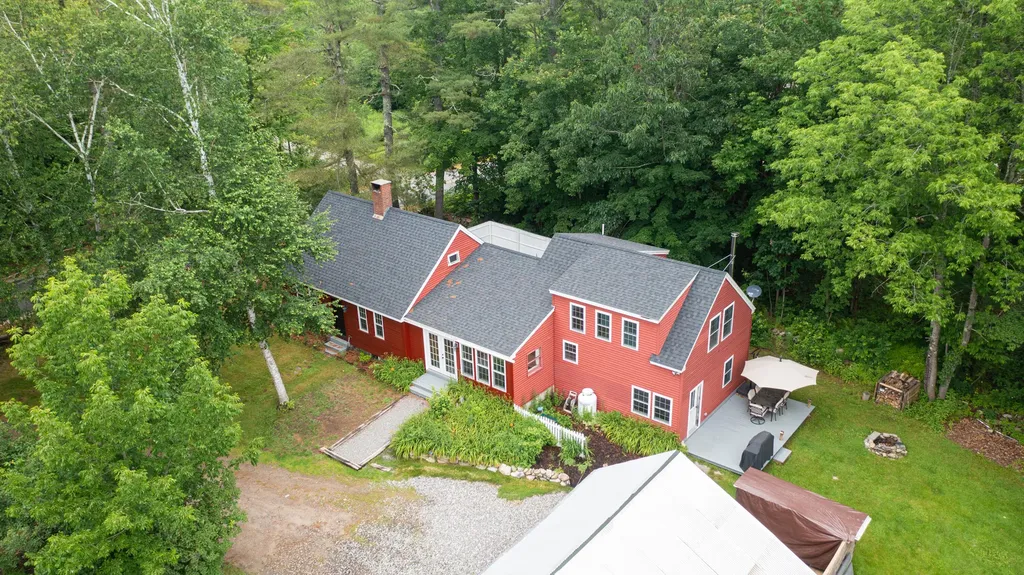 1181 Ridge Road Bowdoinham ME 04008