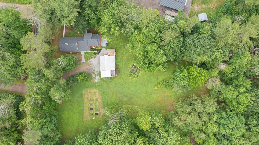 1181 Ridge Road Bowdoinham ME 04008