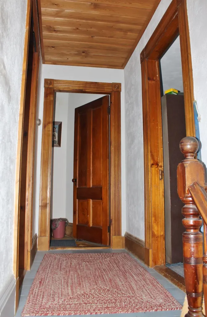 518 Main Street Oxford ME 04270