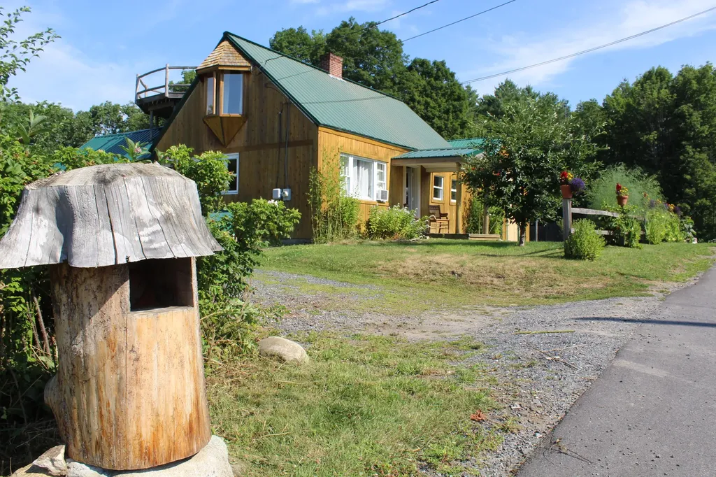 445 Bassett Road Winslow ME 04901