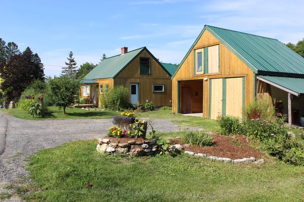 445 Bassett Road Winslow ME 04901