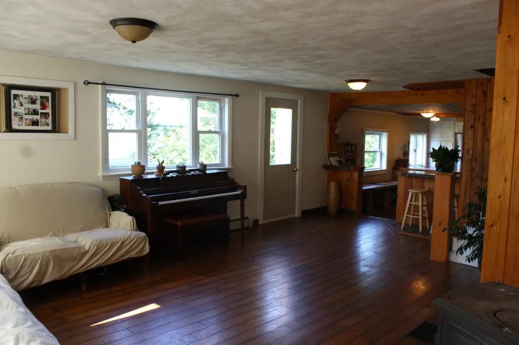 445 Bassett Road Winslow ME 04901