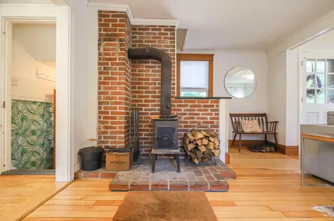 157 Maine Avenue Portland ME 04103