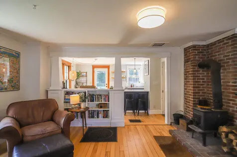 157 Maine Avenue Portland ME 04103