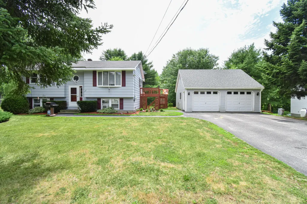 565 Sabattus Road Sabattus ME 04280