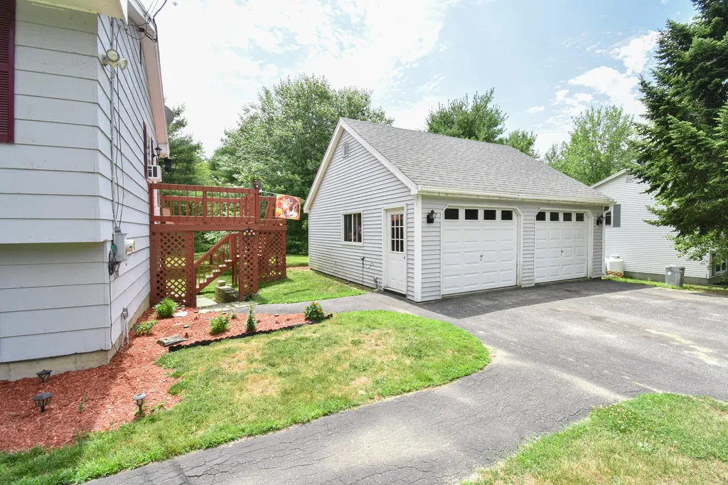 565 Sabattus Road Sabattus ME 04280