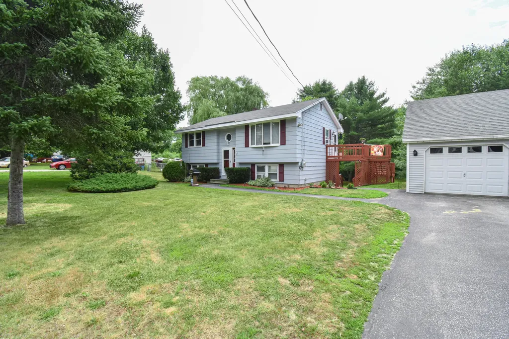 565 Sabattus Road Sabattus ME 04280