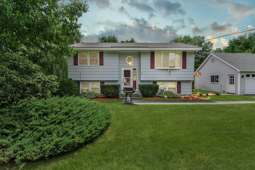 565 Sabattus Road Sabattus ME 04280