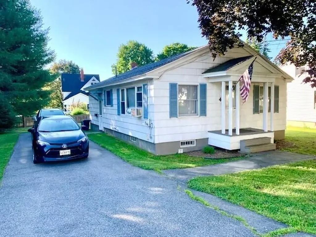 4 Collette Street Waterville ME 04901