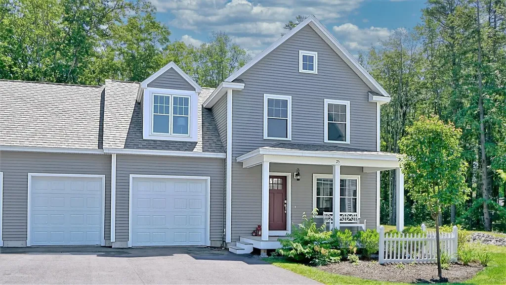 25 Webhannet Place Kennebunk ME 04043