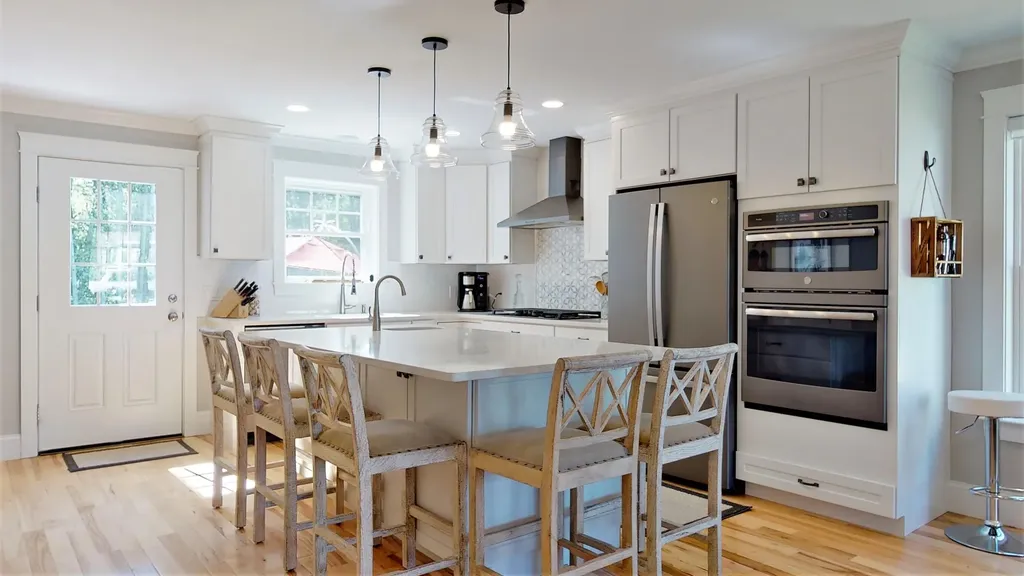 25 Webhannet Place Kennebunk ME 04043