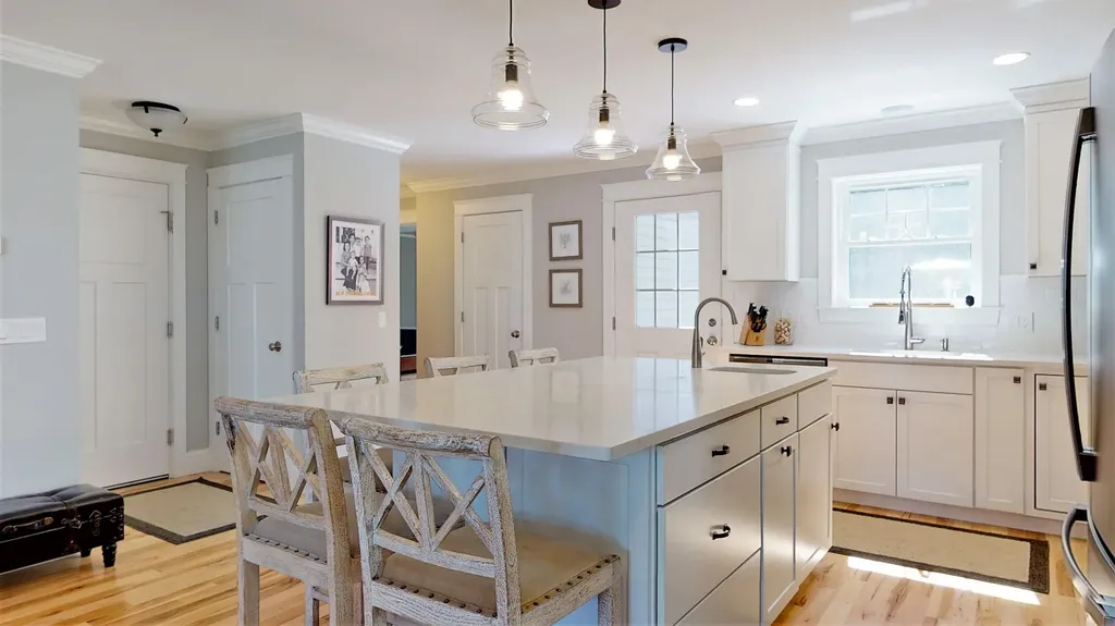 25 Webhannet Place Kennebunk ME 04043