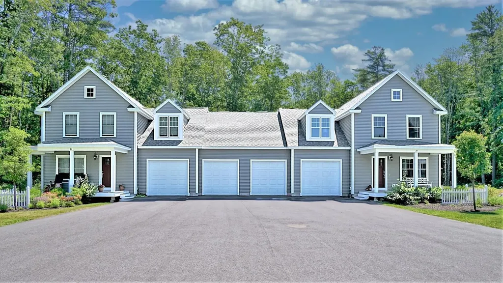 25 Webhannet Place Kennebunk ME 04043