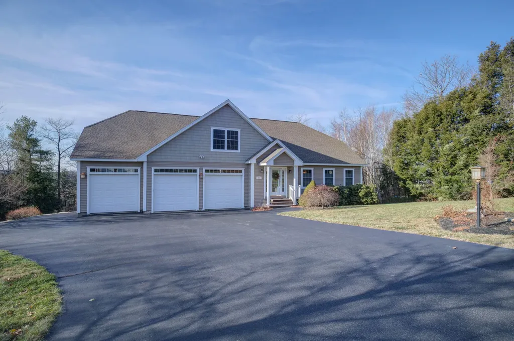 24 Overlook Drive Westbrook ME 04092