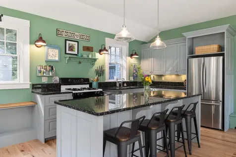 17 Old South Road South Berwick ME 03908