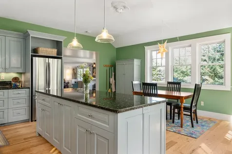 17 Old South Road South Berwick ME 03908