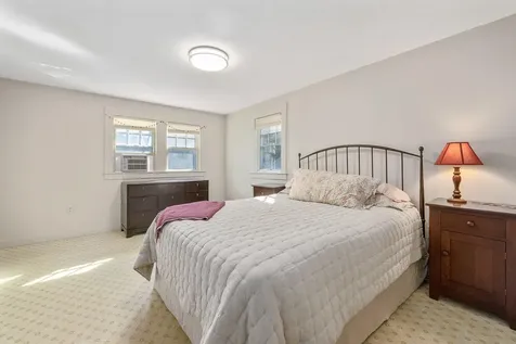 17 Old South Road South Berwick ME 03908