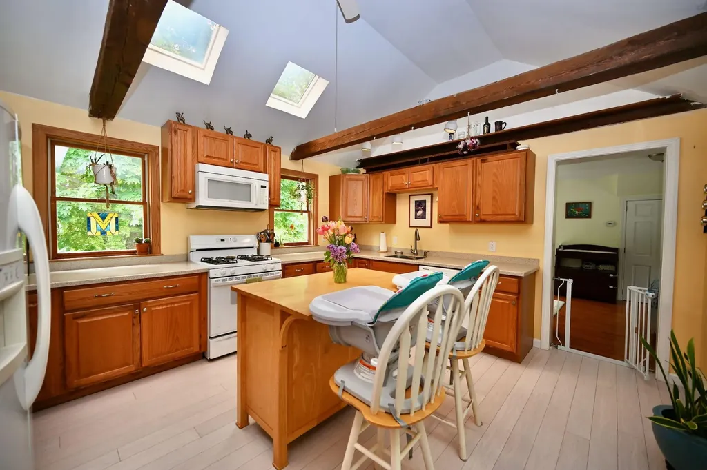 12 Hicks Road Augusta ME 04330