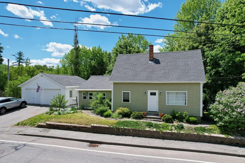 12 Hicks Road Augusta ME 04330
