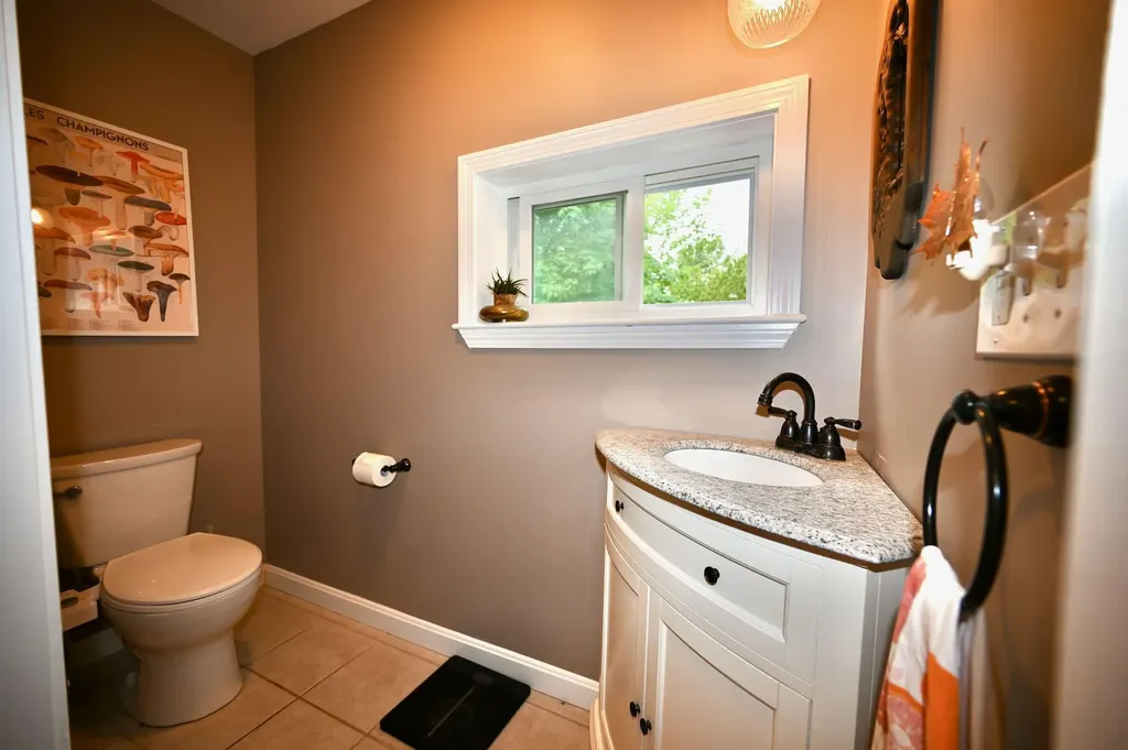 12 Hicks Road Augusta ME 04330