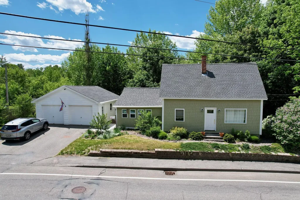 12 Hicks Road Augusta ME 04330