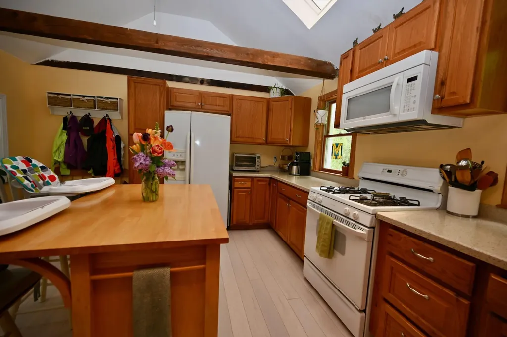 12 Hicks Road Augusta ME 04330