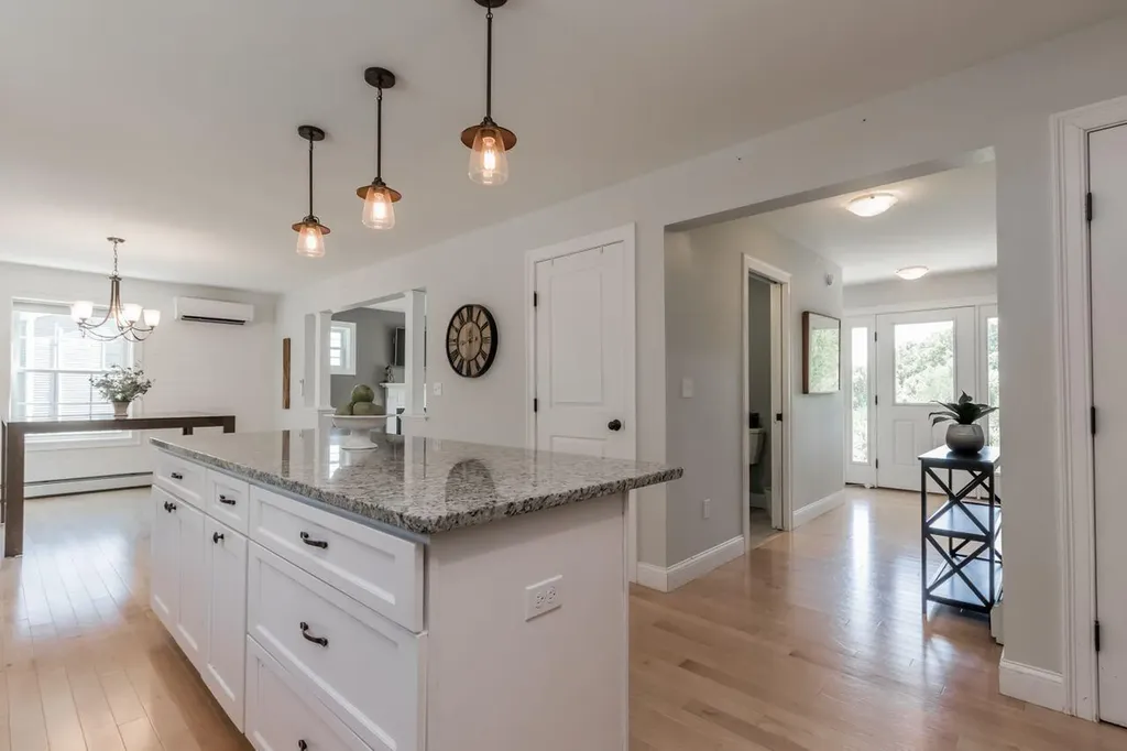 5 Kylie Avenue Scarborough ME 04074