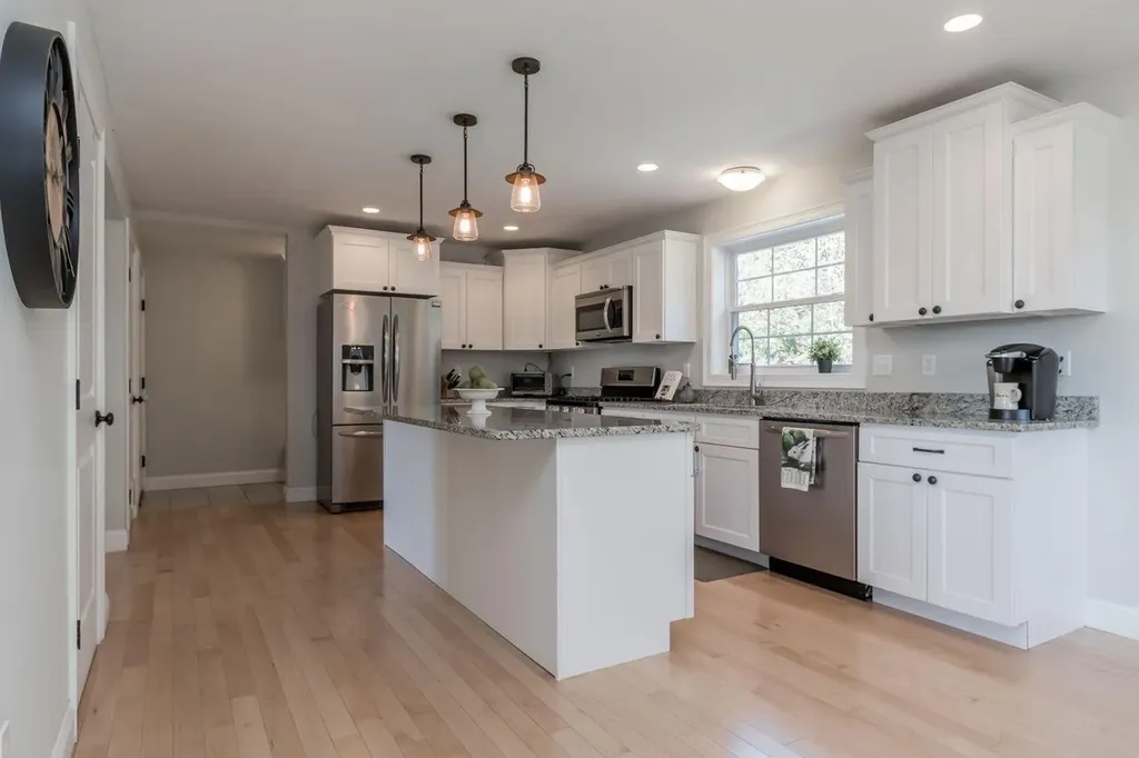 5 Kylie Avenue Scarborough ME 04074