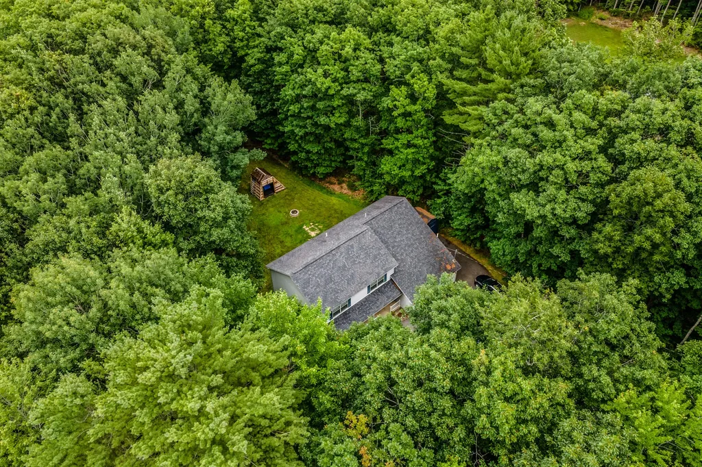 22 Maxfield Drive Orono ME 04473