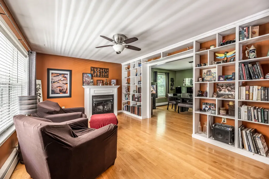 22 Maxfield Drive Orono ME 04473