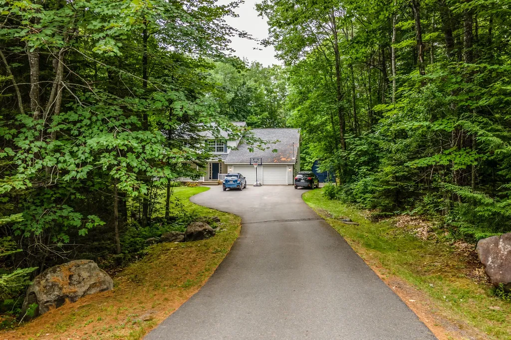 22 Maxfield Drive Orono ME 04473